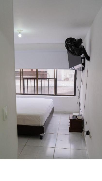 3 Bedroom, 2 Bathroom Cabecera Del Llano With Doorman Apartment